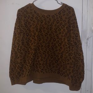 Large leopard long sleeve